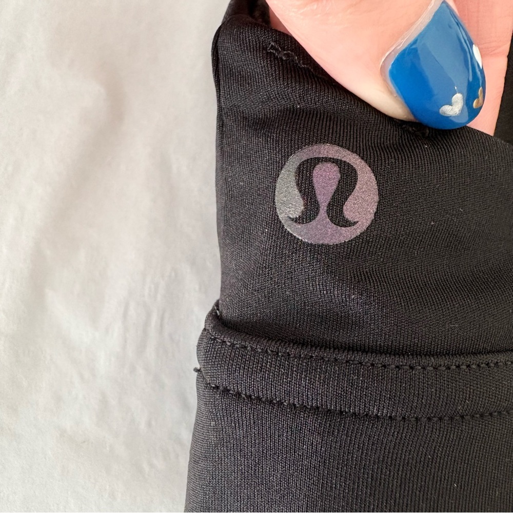 Lululemon License to Train Triangle Bra Black Sz 4 A/B - Picture 8 of 8